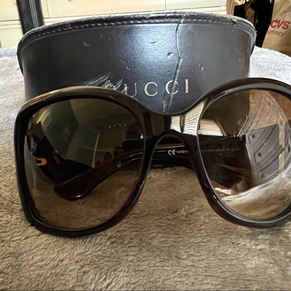 Gucci sunglasses